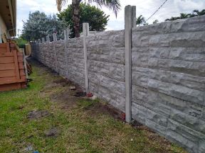 new faux stone fence for homeowners in cape coral